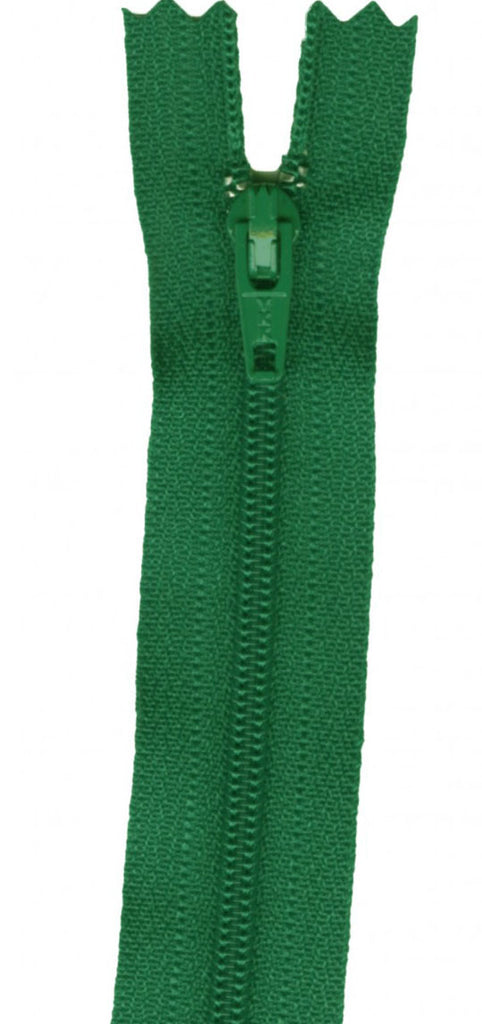 14" Zipper in Pine Tree